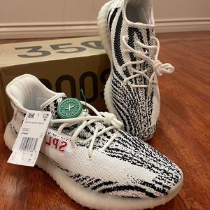 New 3 pair of adidas Yeezy boost